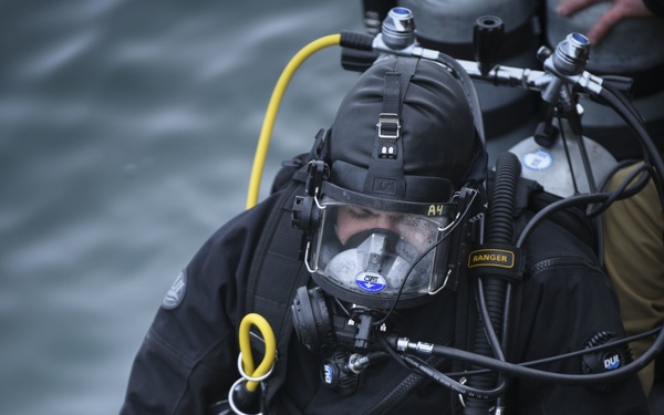 U.S. Navy dives in Norway