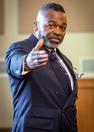 African American History Month speaker discusses link between diversity, performance during visit to NUWC Division Newport