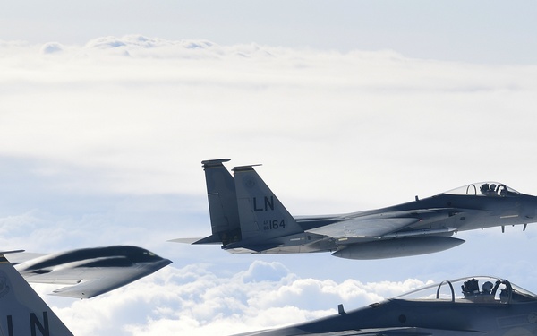 Bomber Task Force conducts Icelandic mission with Norwegian F-35s, U.S. F-15s