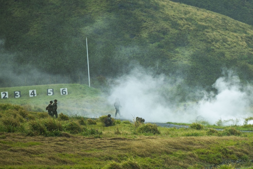 Bravo Company storms the Crater