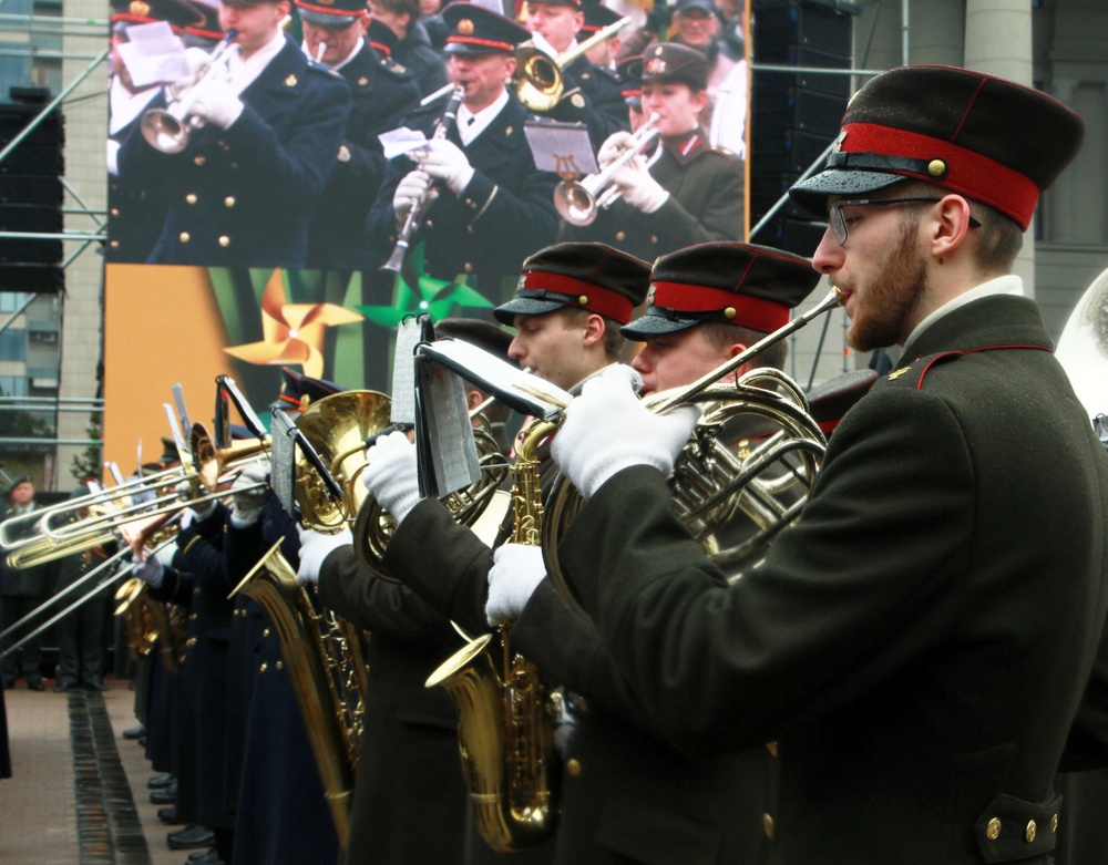 1/9 Cav participates in Lithuanian Independence Day parade and flag ceremony