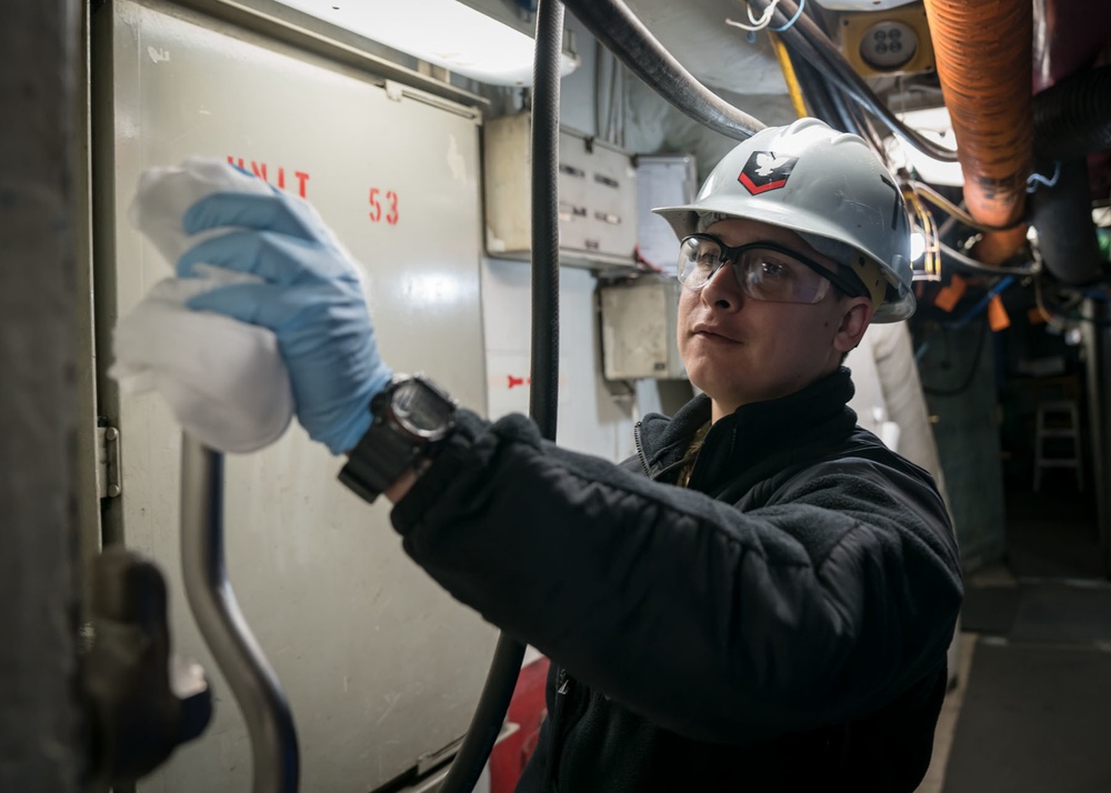 Carl Vinson COVID-19 Deep Cleaning