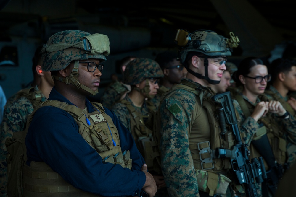 31st MEU Marines and sailors aboard USS America conduct live fire deck shoot