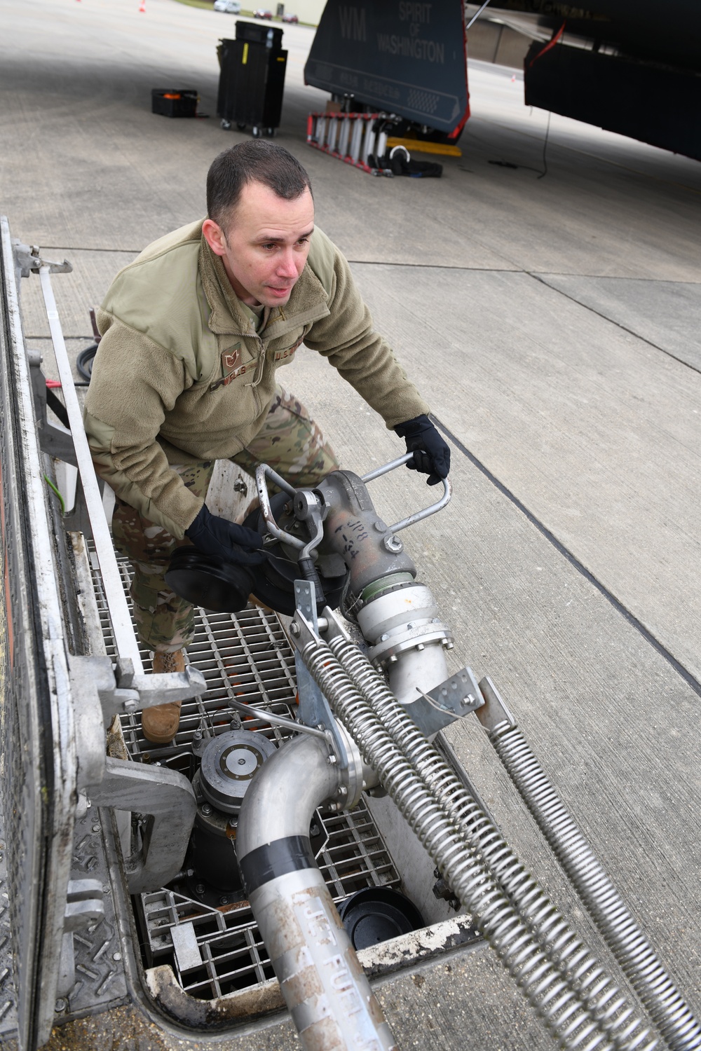 DVIDS - Images - Whiteman AFB Airmen Refuel B-2 Spirits At RAF Fairford ...