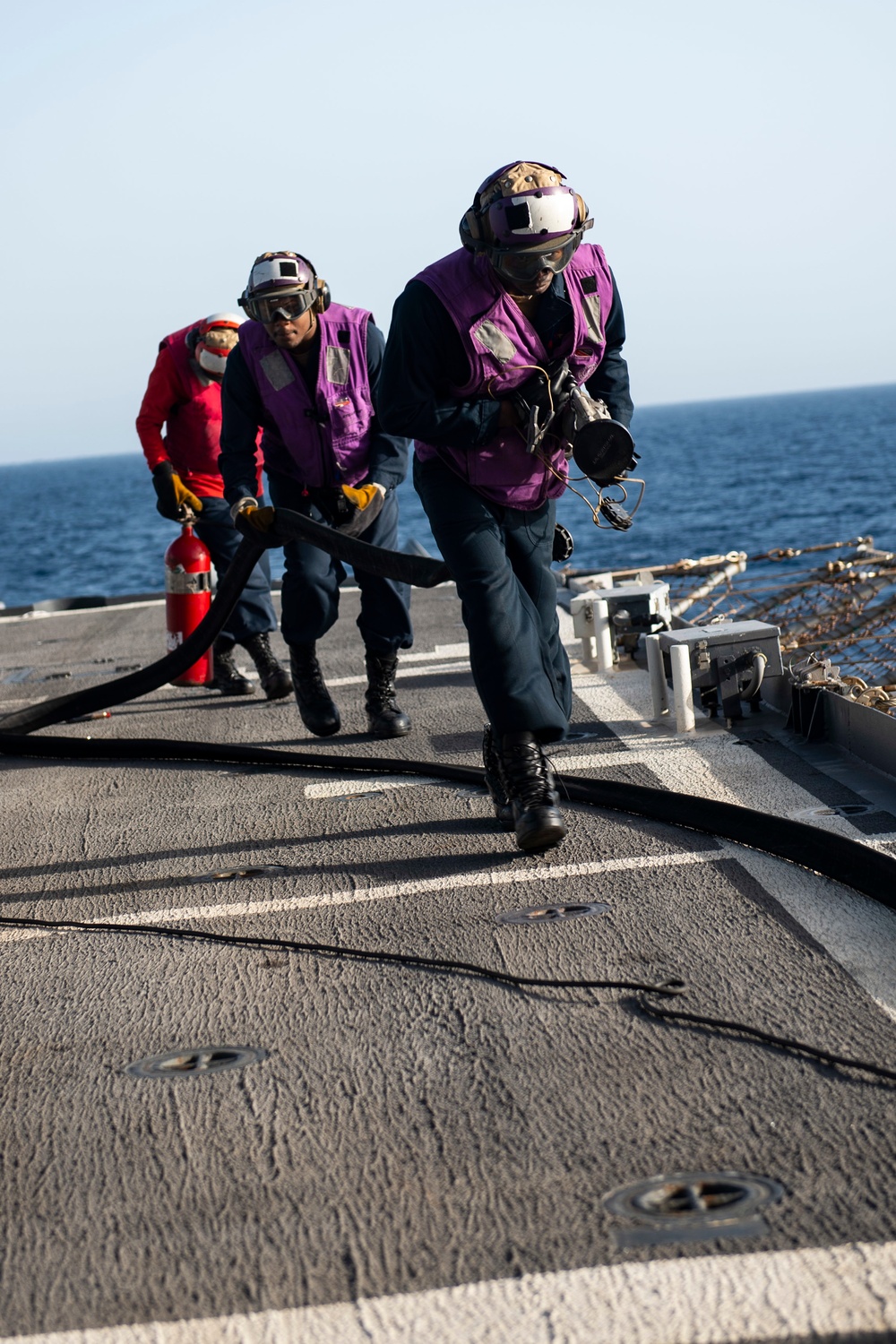 Vella Gulf Conducts Operations in the Red Sea