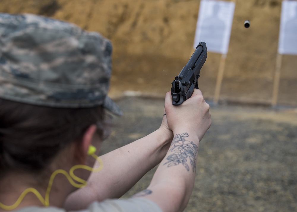 Air Commandos learn new weapon techniques in ACFC course
