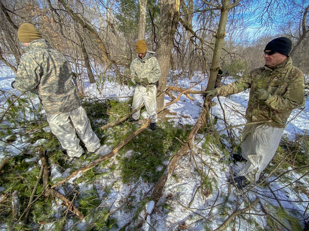 Soldiers and Marines attend Cold Weather Course