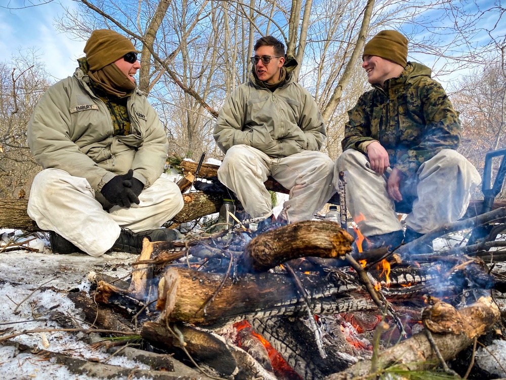 Soldiers and Marines attend Cold Weather Course