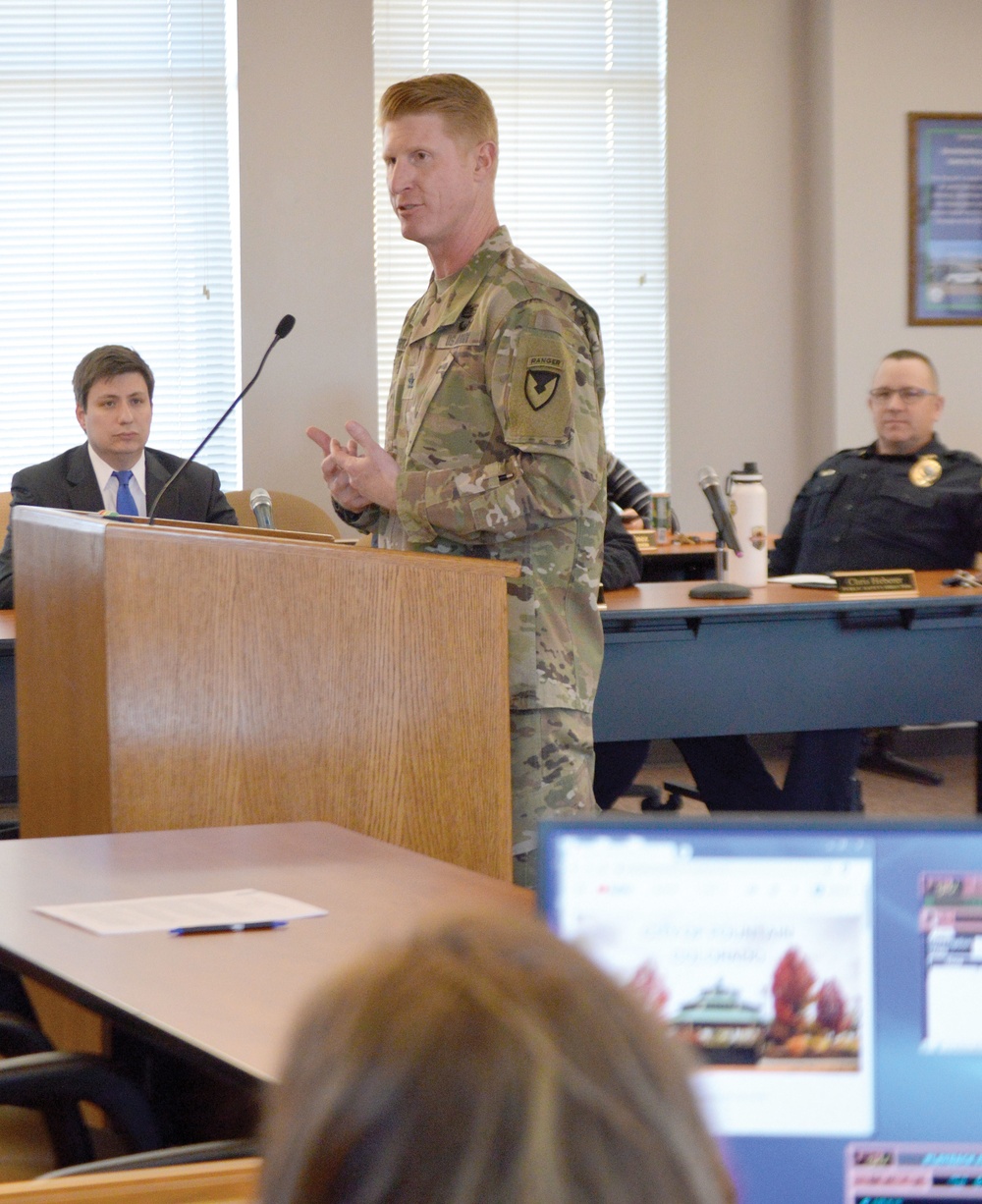 Fort Carson, City of Fountain formalize partnership