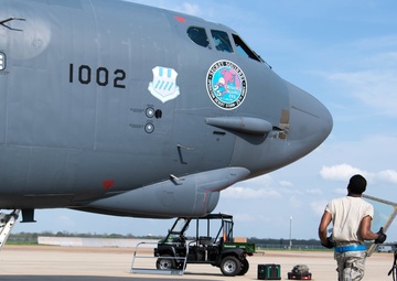 Barksdale’s crew chiefs keep the birds in the sky