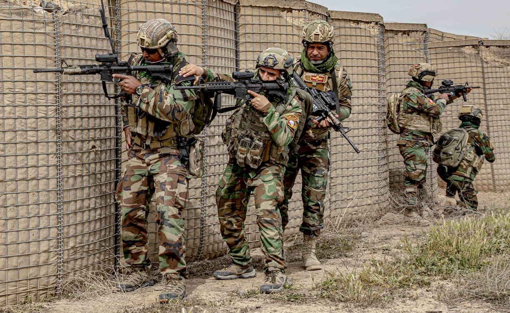 Special Forces of Iraq conduct mission planning