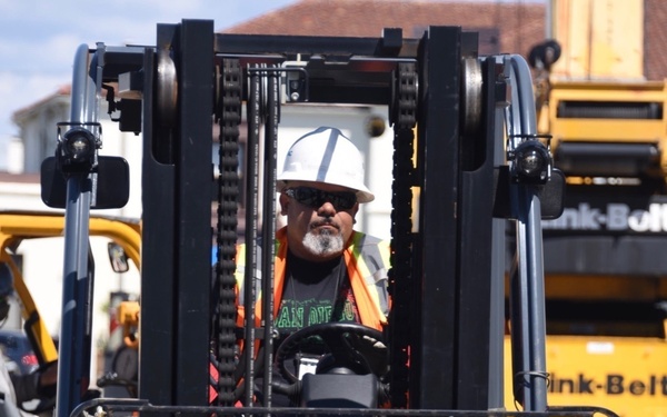 USNS Mercy (T-AH 19) Prepares for Deployment