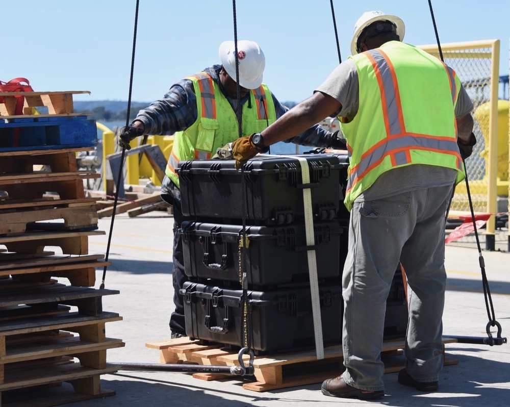 USNS Mercy (T-AH 19) Prepares for Deployment