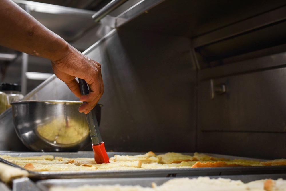 USS Bunker Hill (CG 52)