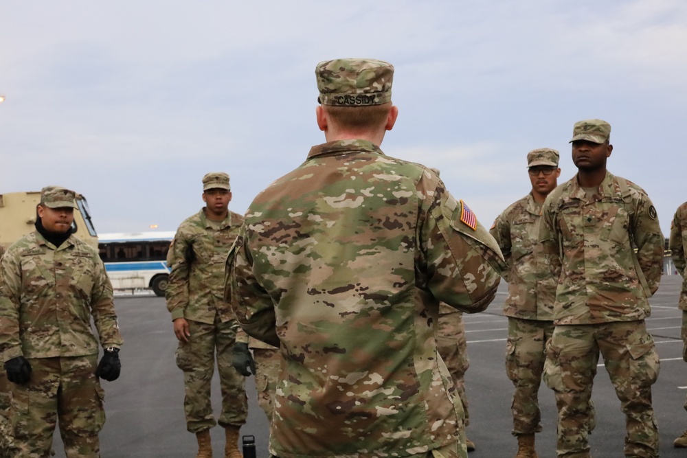 1229th Transportation Co. Sets Up Tents at FedEx Field [Image 3 of 5]