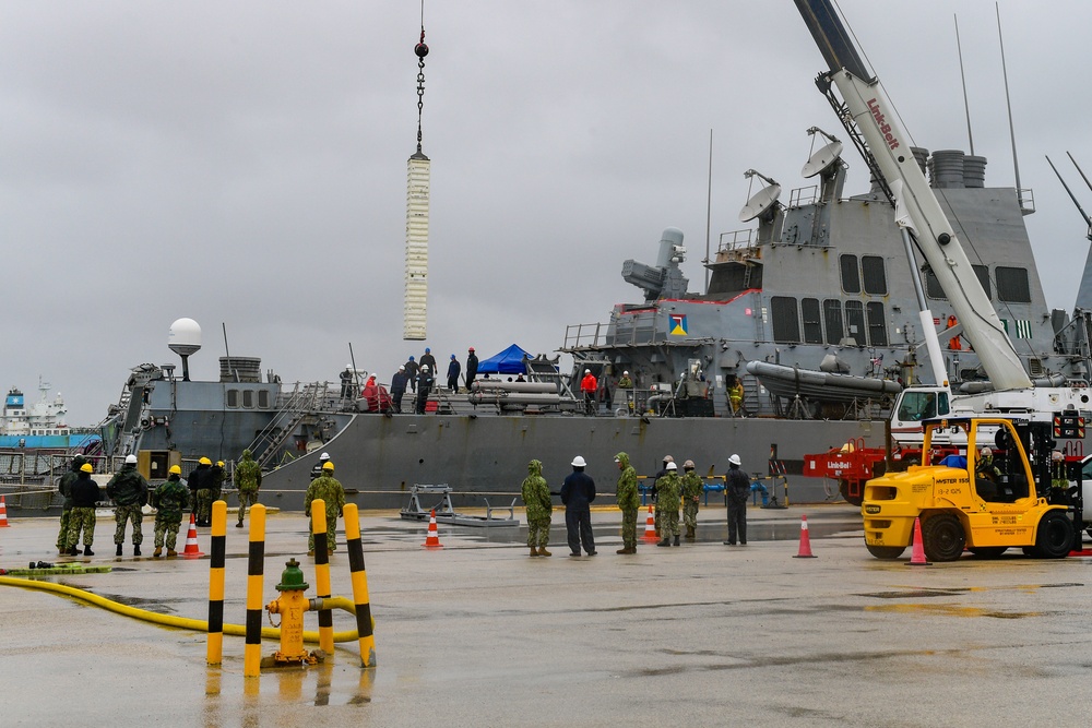 USS Porter prepares for underway