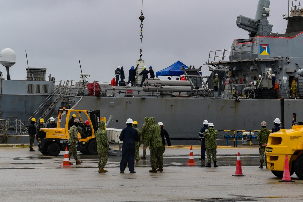 USS Porter prepares for underway