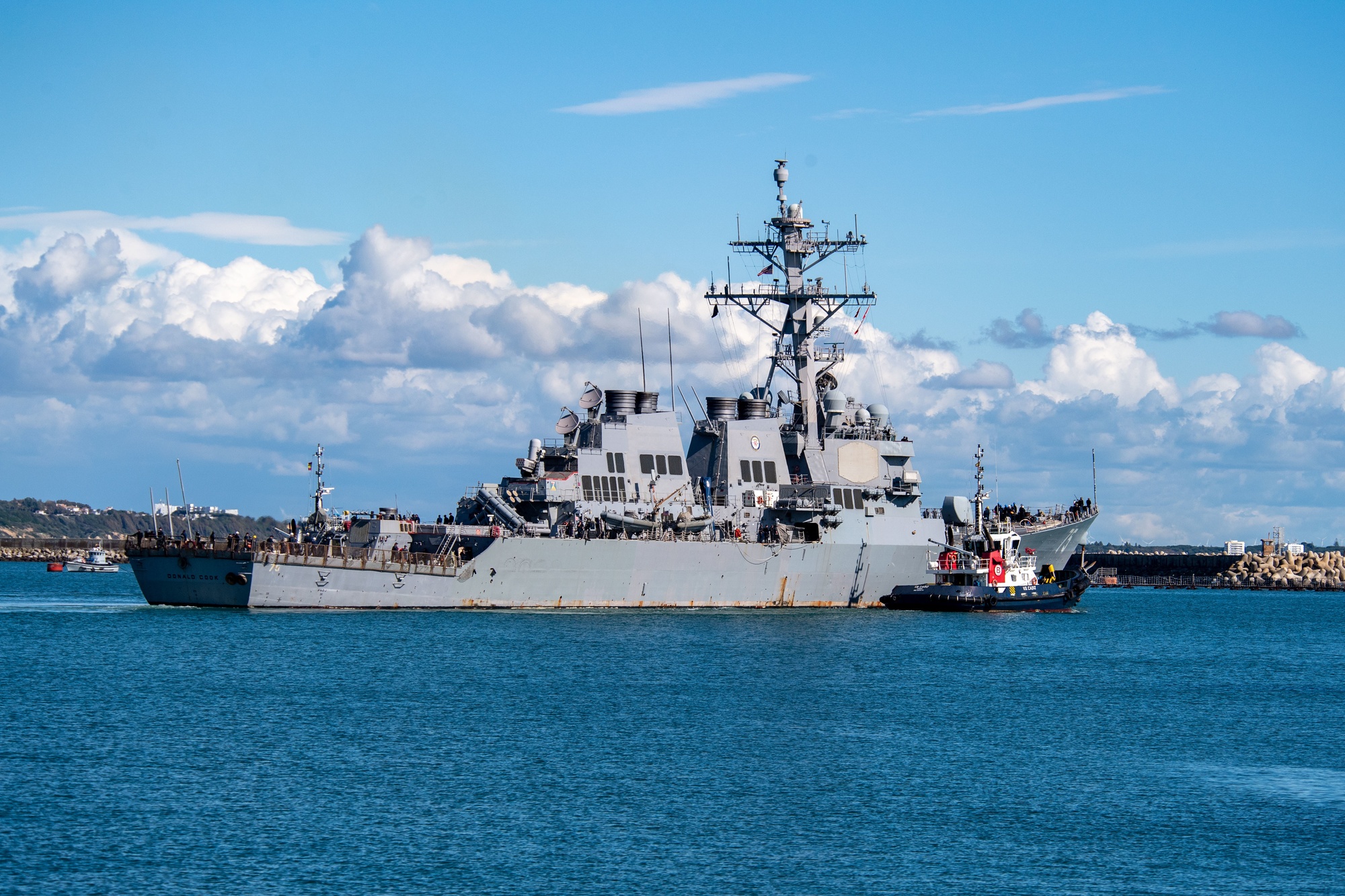 S Ship Uss Donald Cook Crest