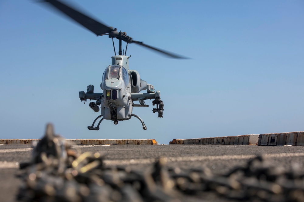 Sailors take part in flight operations