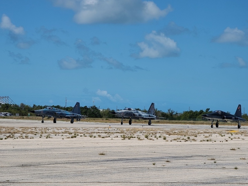 F-5N Tigers II prepeare to launch from Boca Chica Field