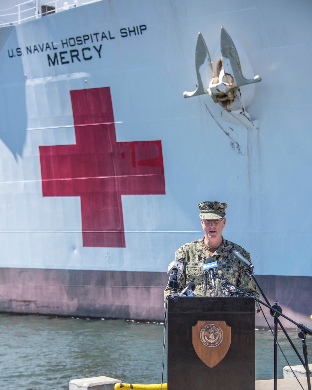 USNS Mercy hosts press conference