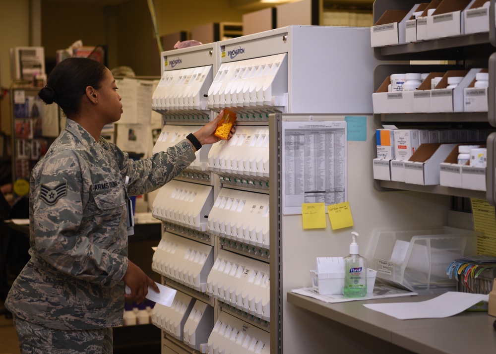 17th MDG actives curbside pharmacy
