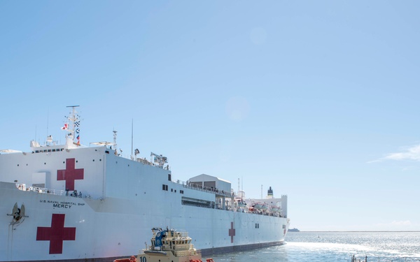 USNS Mercy (T-AH 19) Deploys