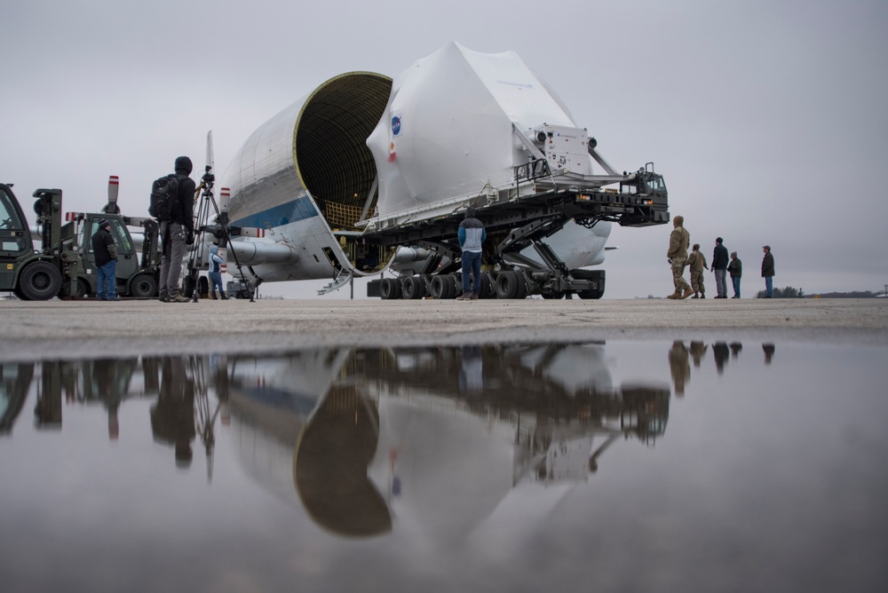 Orion boards NASA Super Guppy in Mansfield