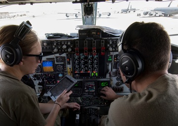 28th EARS refuels Fighting Falcons over Afghanistan