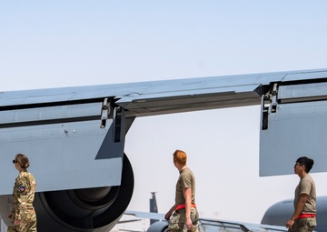 28th EARS refuels Fighting Falcons over Afghanistan