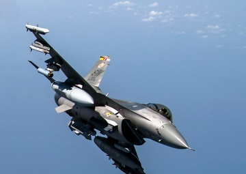 28th EARS refuels Fighting Falcons over Afghanistan