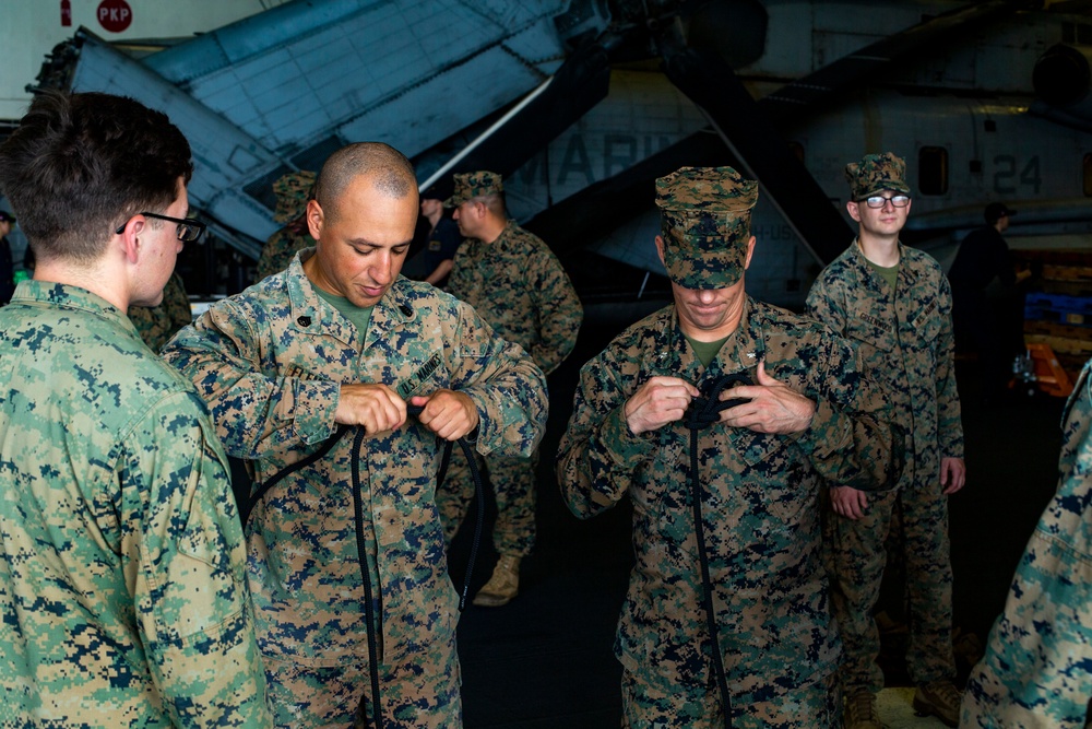 Throwback: 31st MEU Marines conduct tactical debarkation from USS America