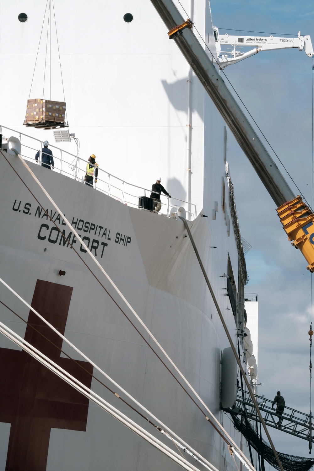 USNS Comfort (T-AH 20) Prepares for Deployment