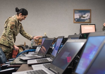 No break in communication: 2nd CS keeps Barksdale connected