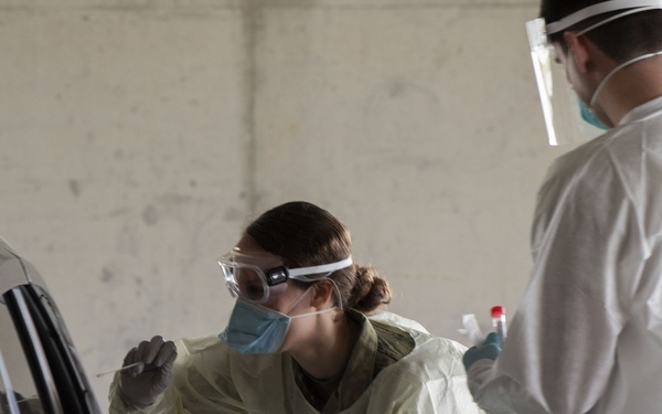 Kadena conducts COVID-19 testing