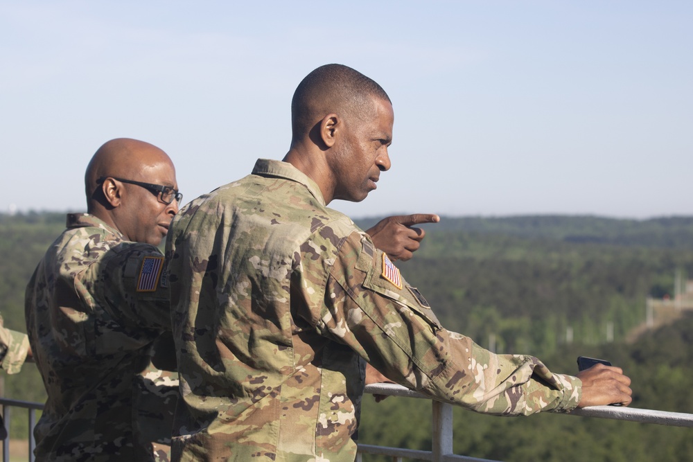 CSM Mike Crosby Visits the Fort Gordon Aviation Center of Excellence