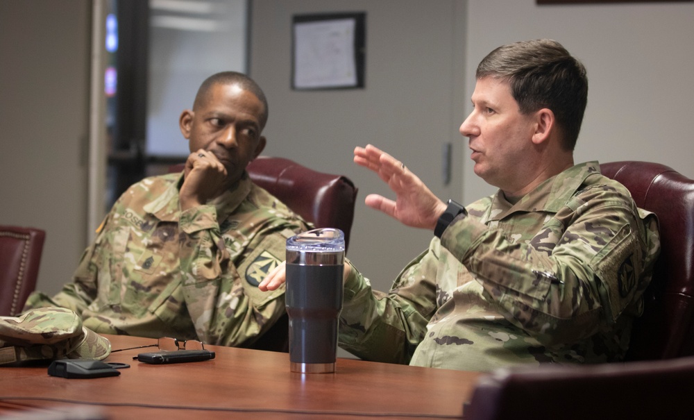 CSM Mike Crosby Visits the Fort Gordon Aviation Center of Excellence