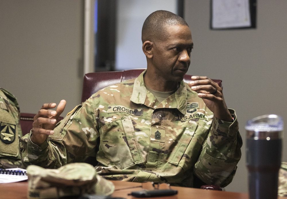 CSM Mike Crosby Visits the Fort Gordon Aviation Center of Excellence