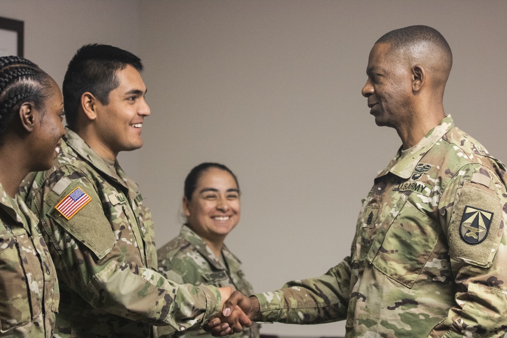 CSM Mike Crosby Visits the Fort Gordon Aviation Center of Excellence