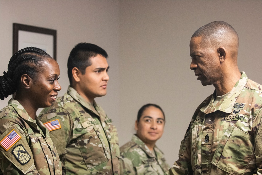 CSM Mike Crosby Visits the Fort Gordon Aviation Center of Excellence