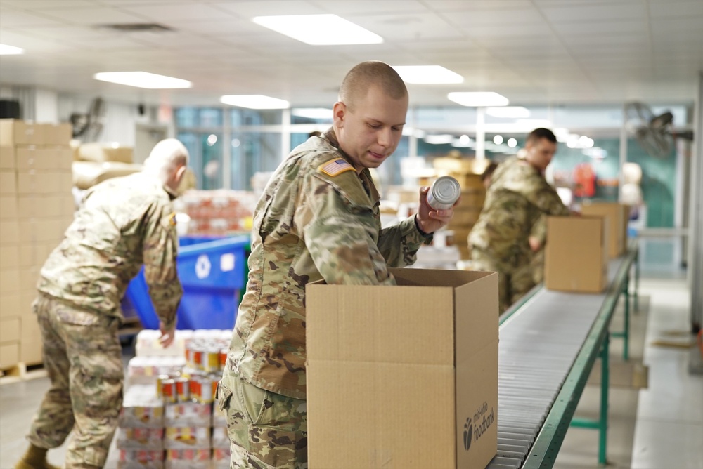 Ohio National Guard supporting Mid-Ohio Foodbank during COVID-19 pandemic