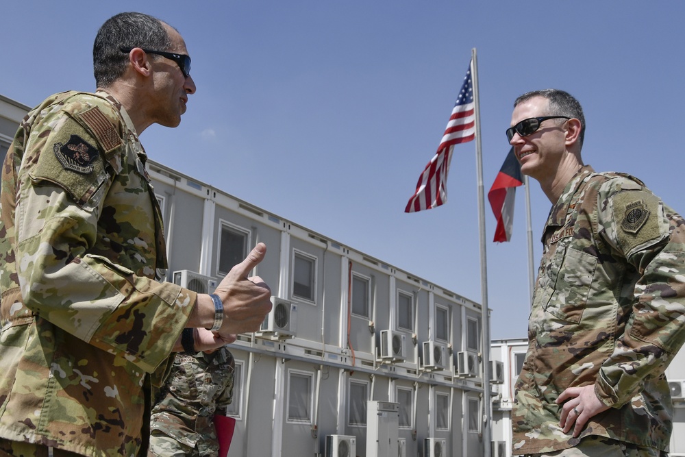 Maj. Gen. Alexus Grynkewich visits Cargo City Airmen