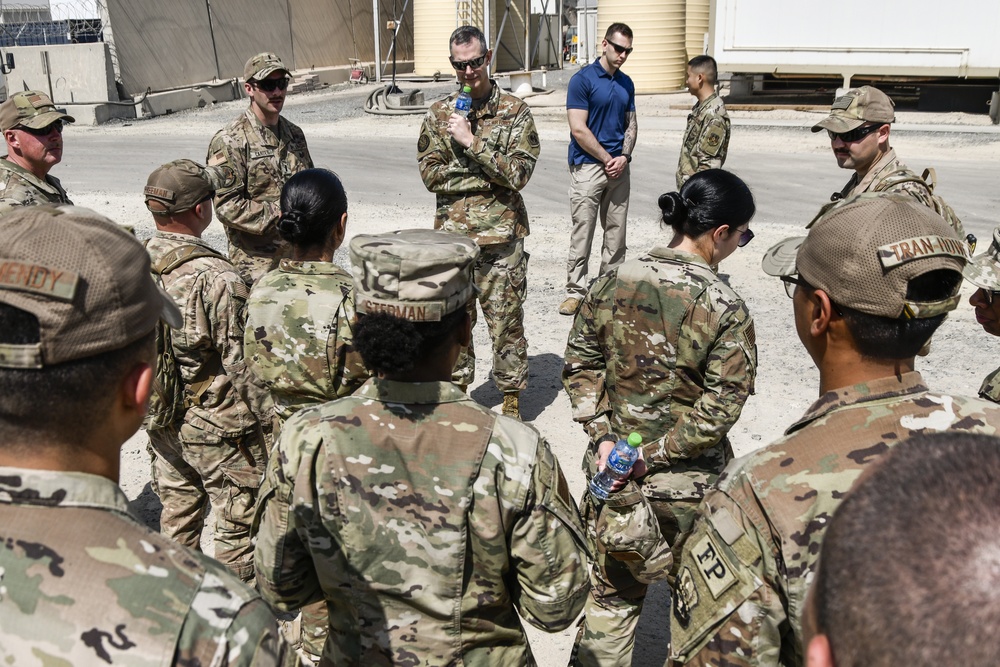 Maj. Gen. Alexus Grynkewich visits Cargo City Airmen