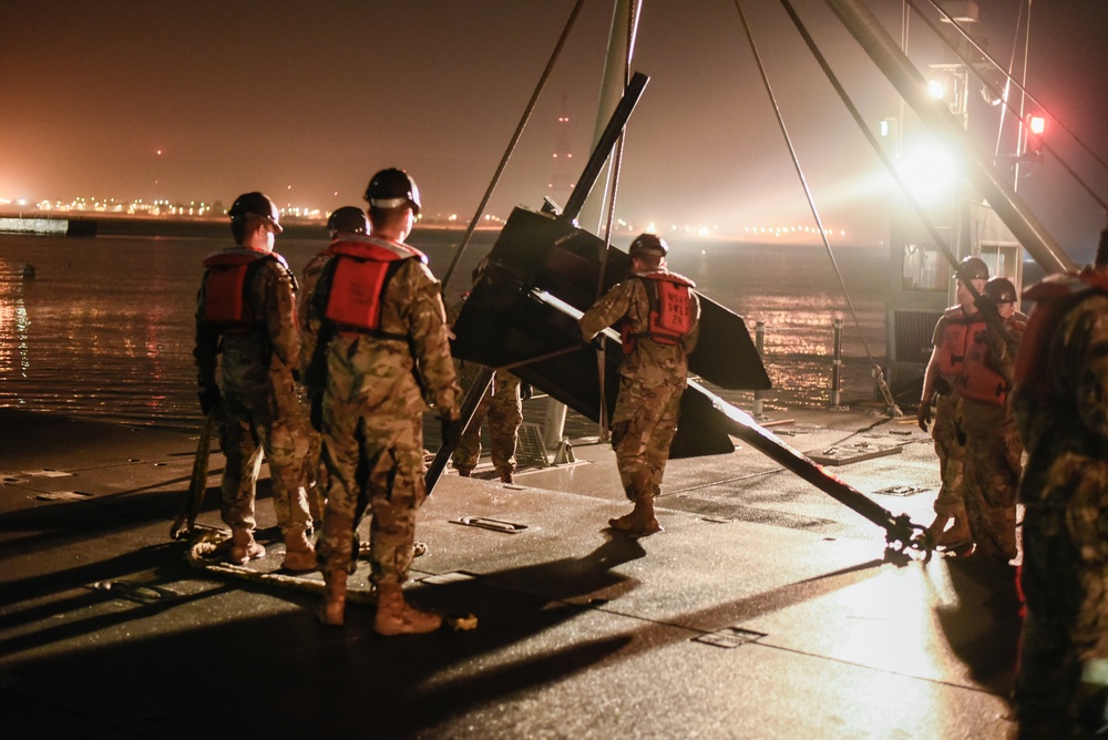 U.S. Army Soldiers prepare Causeway Anchors