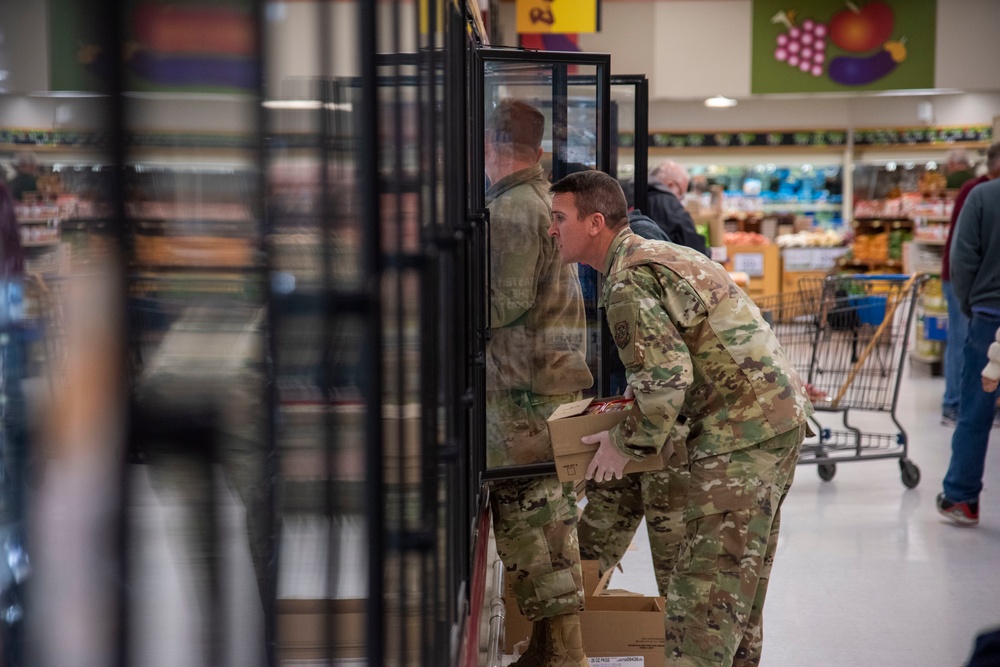 Dover Chiefs and First Sergeants support new Commissary operations