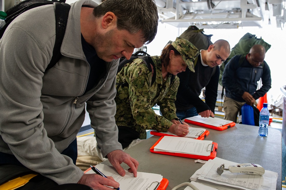 Reserve Sailors Deploy Aboard USNS Comfort