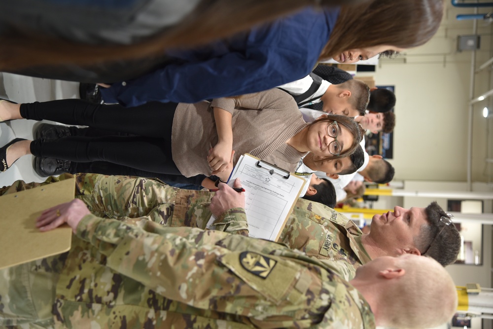 Joint Modernization Command judges bring real-world experience to El Paso science competition