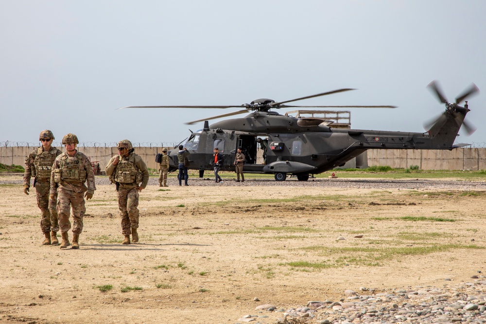 Brig. Gen. Barker transfers authority of Qayyarah Airfield West to Iraqi Security Forces