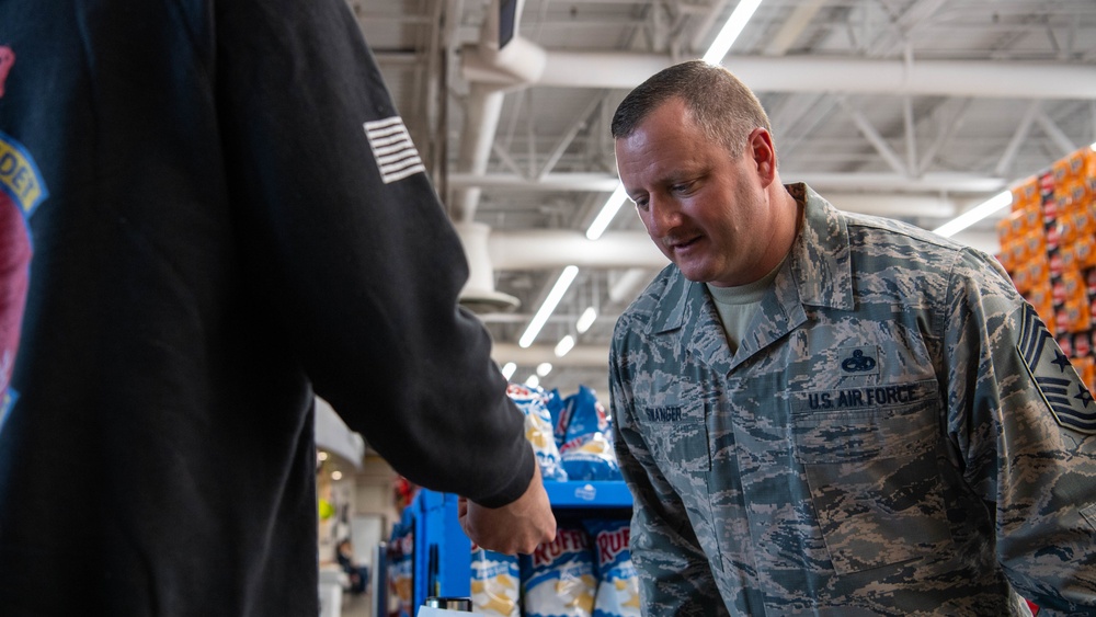 2nd BW Airmen step up to help commissary workers
