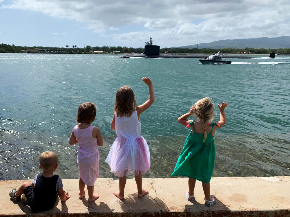 USS North Carolina (SSN 777) Departs for Deployment